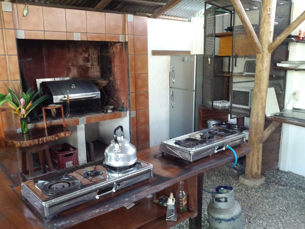 Cabinas Tropicales Пуерот-Хіменес Екстер'єр фото